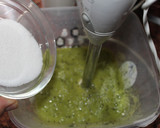 Foto del paso 3 de la receta: Flan de Kiwi, con coulisse de fresa