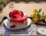 عکس مرحله 14 از دستور کیک تولد با تزیین جام واژگون 🍷
