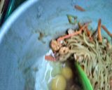 Foto langkah ke 5 dari resep Pad Thai.