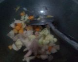Foto langkah ke 2 dari resep Sup ayam ceker simple buat bocilku nihhh... Iris iris jadi dehhh.