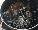 Foto del paso 3 de la receta: Alubias pintas con sacramentos