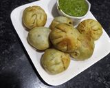 A picture of step 8 of Gujarati stuffed Lilva kachori.