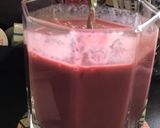 A picture of step 4 of Pink Latte (Beetroot Latte).