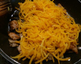 Foto del paso 3 de la receta: Espaguetis de calabaza con pollo y setas