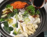 รูปขั้นตอนการทำที่ 3 ของ ราดหน้าไก่ราชวงศ์