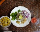 আলু - চিংড়ির তাওয়া মশালা (aloo chingri tawa masala recipe in Bengali) রেসিপির ধাপ 1 ছবি