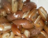 A picture of step 2 of Date syrub.