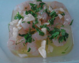 Foto del paso 2 de la receta: Lubina con gambas al horno en dos tiempos