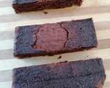 Foto del paso 3 de la receta: Brownie de cacao de avellanas sin horno con motivo navideños