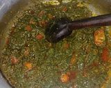 A picture of step 8 of Gajar palak.