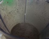 A picture of step 3 of Oreo shake.