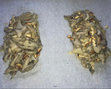 Foto del paso 4 de la receta: Lomo de dorada al horno sobre cama de setas y piñones