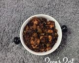 A picture of step 5 of Chicken Fried Black Rice.