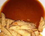 A picture of step 1 of Tinfish Curry.