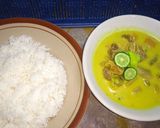 Foto langkah ke 5 dari resep Soto Kuning Bogor.