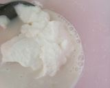 Foto del paso 2 de la receta: Paletas de yogurt y frutas