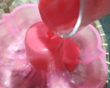 Foto langkah ke 4 dari resep Puding Roti Tawar Rainbow.