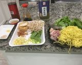 A picture of step 1 of Assorted Taiwanese Noodle  Soup 台灣的什錦麵.
