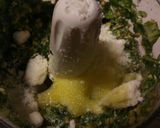 A picture of step 2 of Spaghetti with walnut and pistachio pesto.