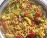 वेजी नूडल्स (veggie noodles recipe in Hindi) रेसिपी चरण 4 फोटो