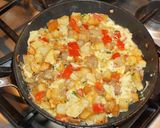 Foto del paso 3 de la receta: Tortilla de papas con longaniza