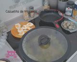 Foto del paso 6 de la receta Cazuelitas de trigueros y huevo de codorniz