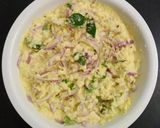 A picture of step 3 of Moong Dal Pakoda.