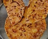 स्पाइसी आलू प्याज़ पराठा(spicy aloo pyaz paratha recipe in hindi) रेसिपी चरण 3 फोटो