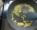 Foto langkah ke 2 dari resep Roti goreng isi ragout sosis keju.