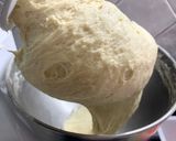 Foto del paso 2 de la receta: Bollos de leche y queso