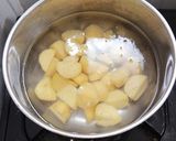 Foto langkah ke 1 dari resep Potato Balls.