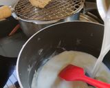 A picture of step 1 of Veg pasta.