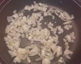 Foto del paso 2 de la receta: Pollo en pepitoria