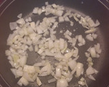 Foto del paso 2 de la receta: Pollo en pepitoria