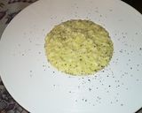 Foto del passaggio 10 della ricetta Risotto alla crema di porro, formaggio di montagna e pepe