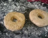 Foto do passo 4 de Donuts com frutas vermelhas mel e iogurte