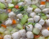 Foto langkah ke 4 dari resep Soup Labu Wortel & Bakso Ikan.