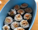 Foto langkah ke 4 dari resep 20. Sushi Roll Tuna Wortel.