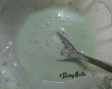 A picture of step 2 of Pista Strawberry.