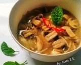 Foto langkah ke 5 dari resep Jamur Kancing Cah Bombay.