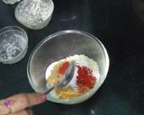 A picture of step 2 of Capsicum bhajia.