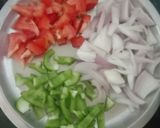 A picture of step 1 of Paratha Pizza.