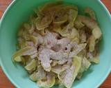 Foto del paso 2 de la receta: Pieles de manzana caramelizadas en freidora de aire