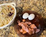 Hình bước làm 1 của món Bắp cải xào sausage