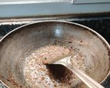 A picture of step 2 of Aloo phulkopir dalna.