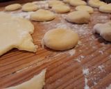 Sajtos pogácsa, nagymami módra 🙂 recept fázis 4 fotója