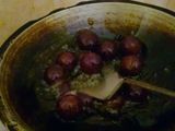 Bola bola ubi ungu
