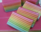 Foto langkah ke 5 dari resep Lapis rainbow.