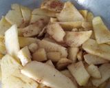 Foto del paso 3 de la receta: Tarta de manzana y merengue