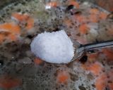 Foto langkah ke 3 dari resep Sop Buntut Rempah.